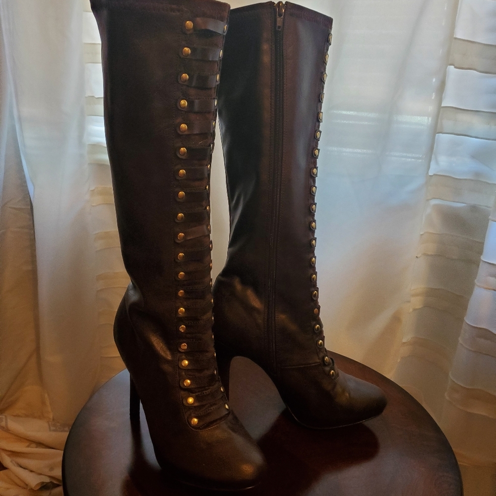 Knee high chocolate brown boots size 7.5